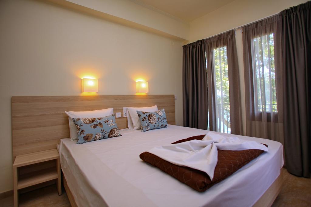 Aktaion Guest Rooms Скопелос Номер фото